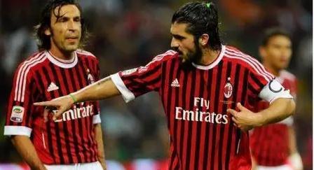 英超争议判罚：布莱顿进球犯不犯规？（英超引发争议：布莱顿这粒进球该判犯规吗？）