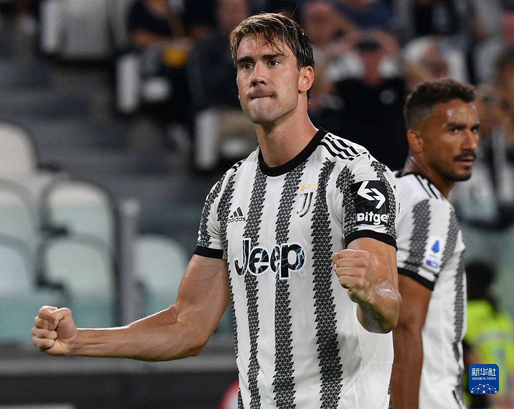 切尔西客战利兹联首发：埃斯特旺、佩德罗、德拉普先发（切尔西做客利兹联首发名单：埃斯特旺、佩德罗、德拉普在列）