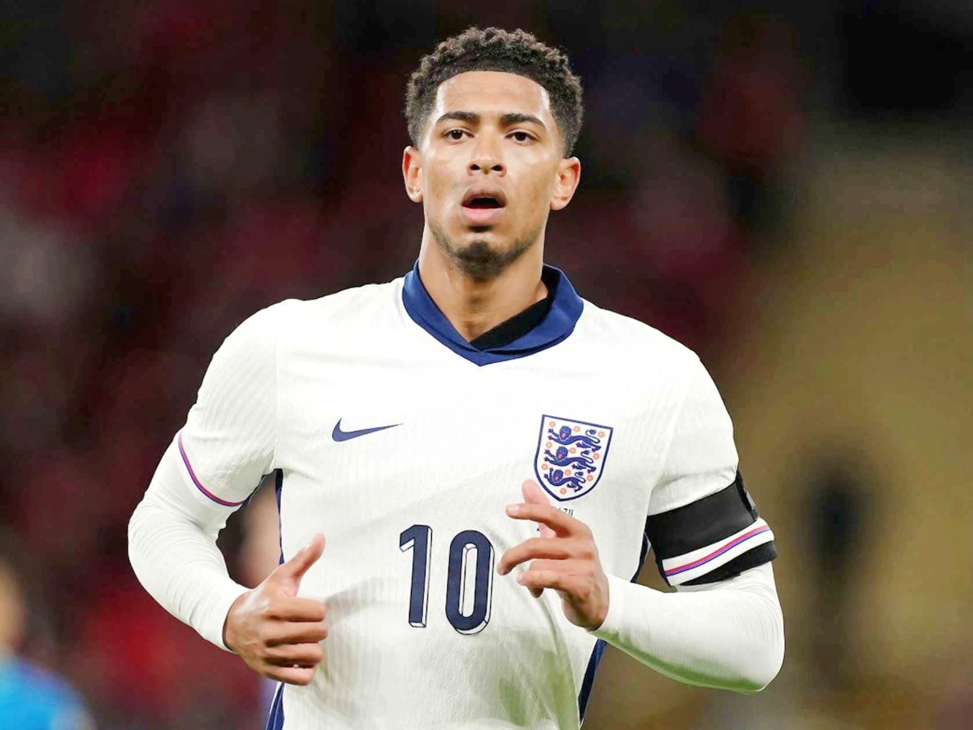 杰伦·布朗：亲历宿敌对决是荣耀，专注过程而非结果