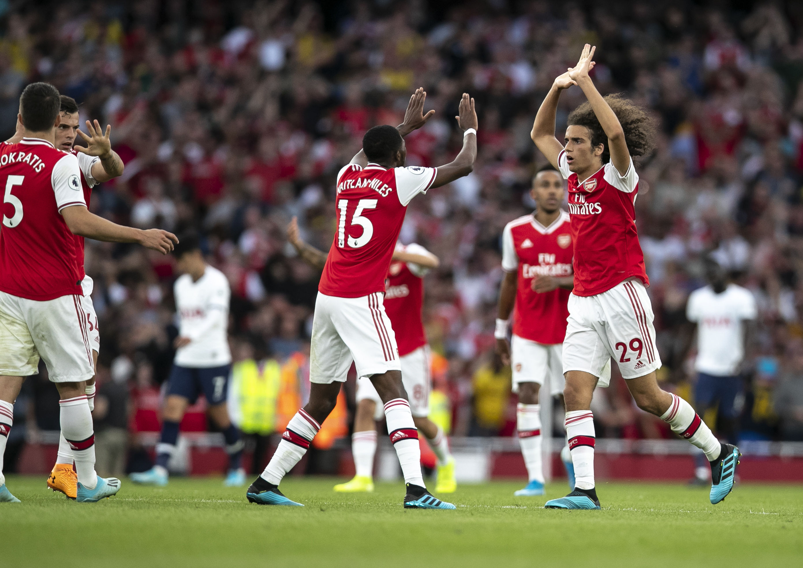 埃及媒体：有沙特俱乐部将会为萨拉赫开出超过C罗薪水的待遇