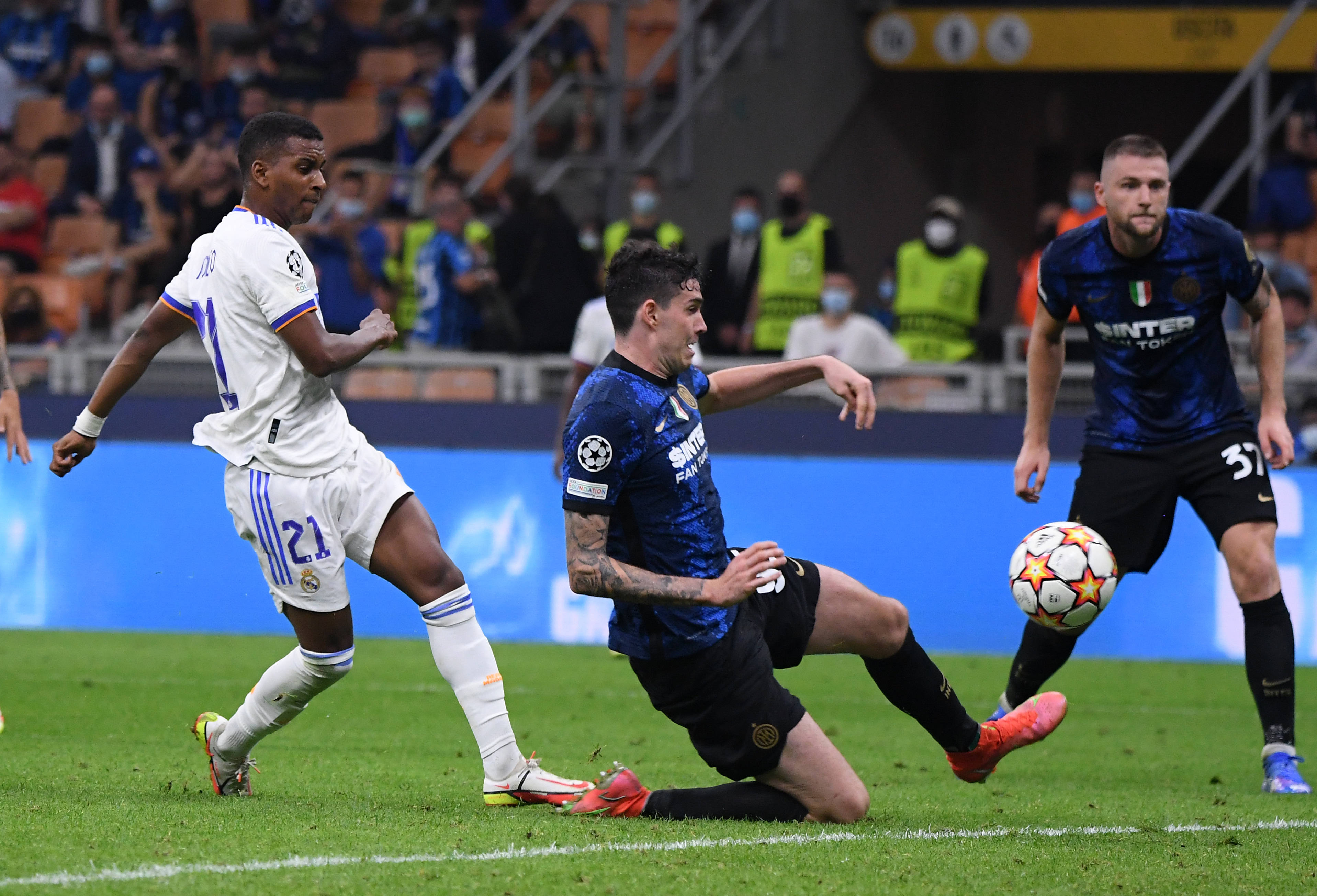 普利希奇近3个赛季意甲直接参与48球，追平劳塔罗并列第一（普利希奇近三季意甲直接造48球，与劳塔罗并列榜首）