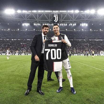 鲍曼：不关心诺伊尔是否重返德国队；人们似乎不尊重他的决定