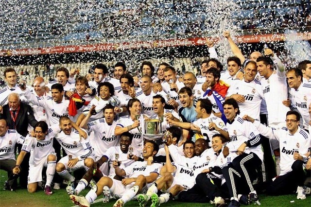 中超比赛焦点：山东泰山迎战上海申花,