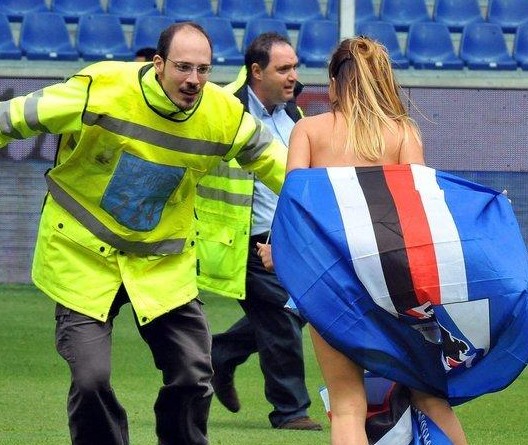 穆斯卡特：球队配得上所有赞誉，我们始终齐心一致（穆斯卡特：球队应得所有赞美，我们一直众志成城）